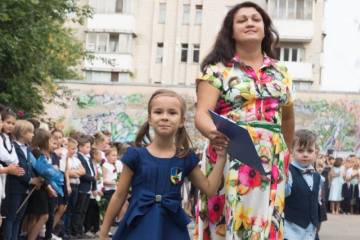 Софія і Олександра Бенкендорф пішли до школи